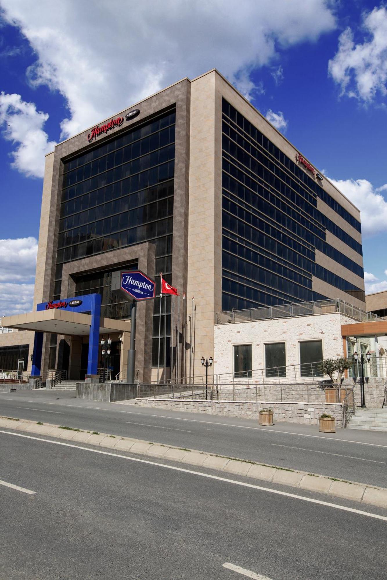 Hampton By Hilton Istanbul Kayasehir Hotel Exterior foto