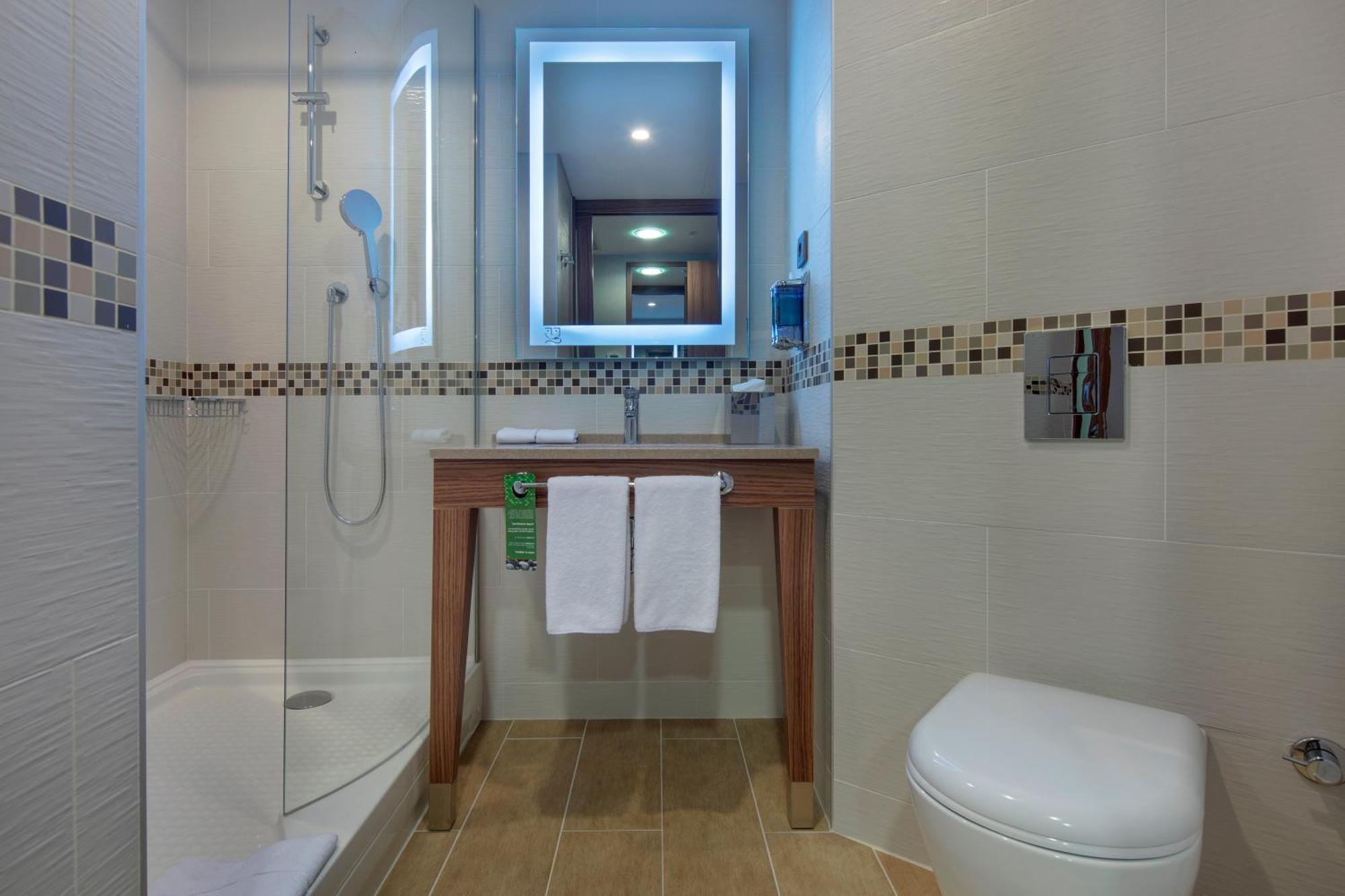 Hampton By Hilton Istanbul Kayasehir Hotel Exterior foto