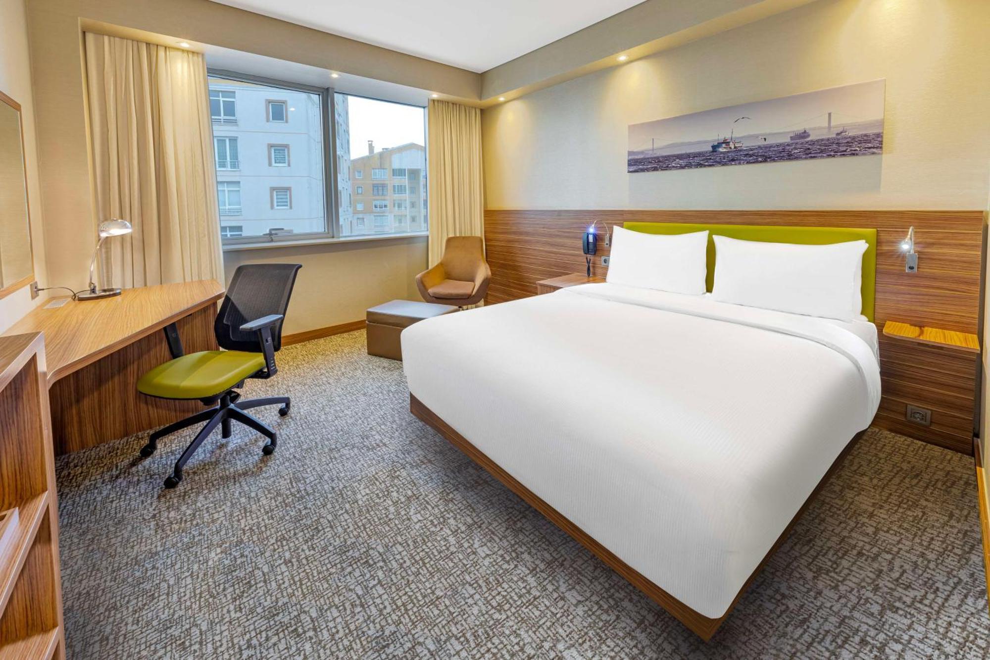 Hampton By Hilton Istanbul Kayasehir Hotel Exterior foto