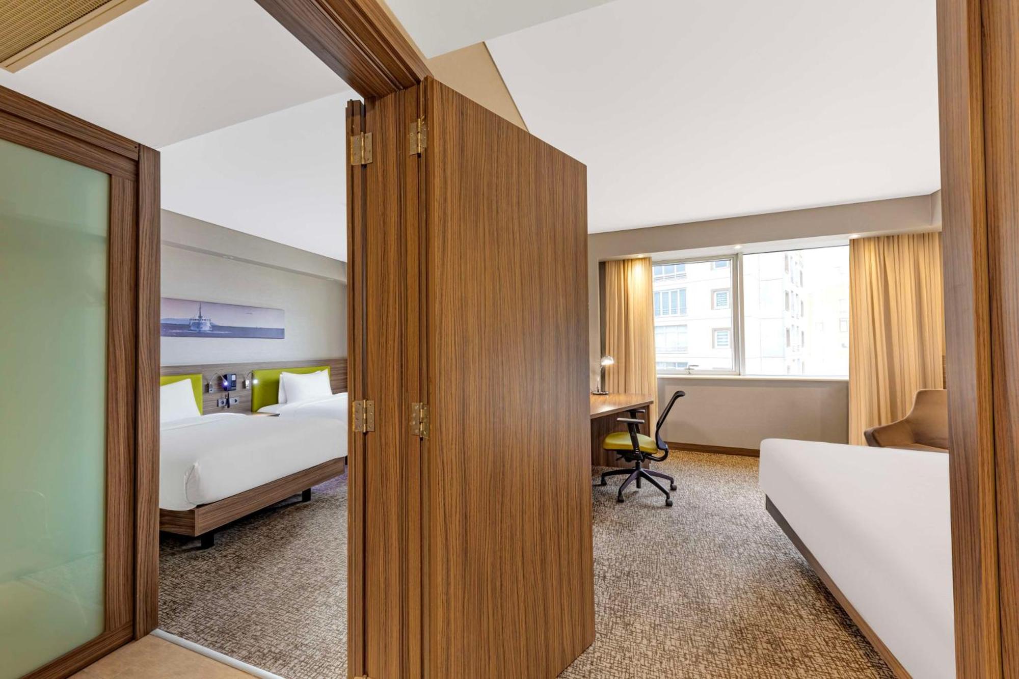 Hampton By Hilton Istanbul Kayasehir Hotel Exterior foto